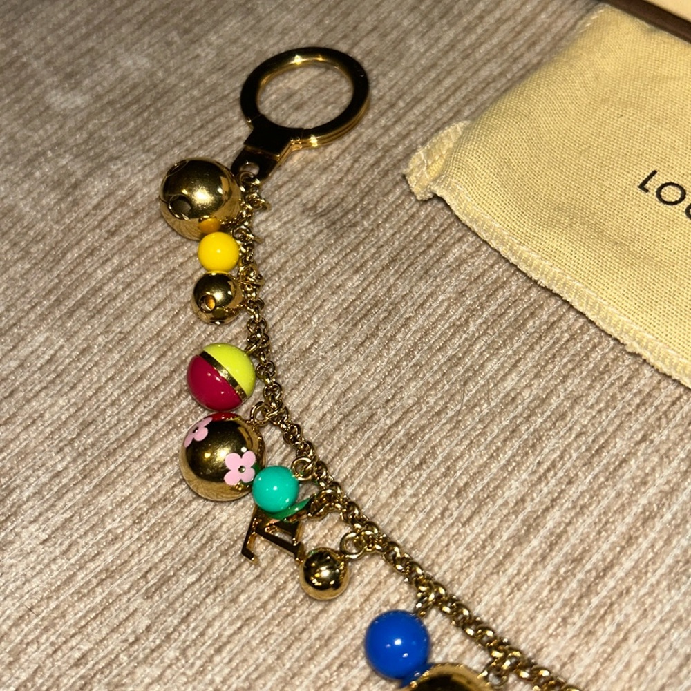 /traded/Louis Vuitton Porte Cles Grelots Looping Bag Tone Charm/ Key Holder - Picture 7 of 13